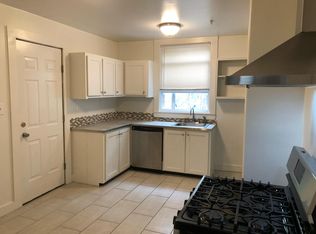 169 Neal St, Portland, ME 04102