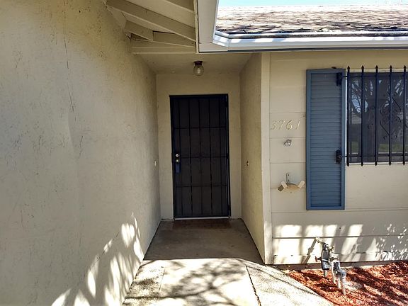 3rd image of 3761 Pullman Dr