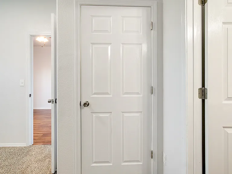 325 1-bedroom corner unit.