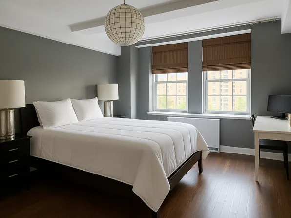 410 West 24th Street image 4 of 5