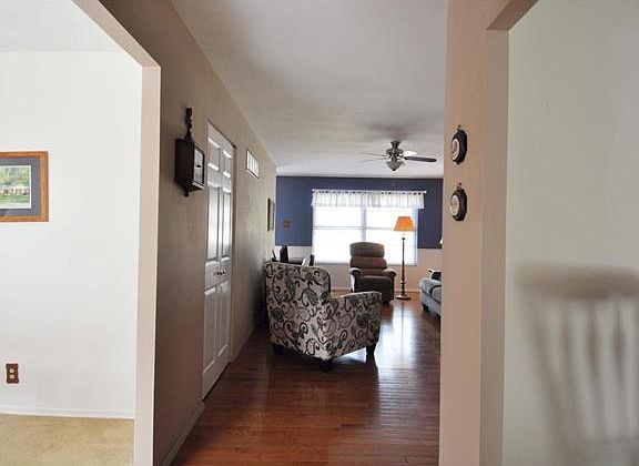 5th image of 2025 N Downs Dr