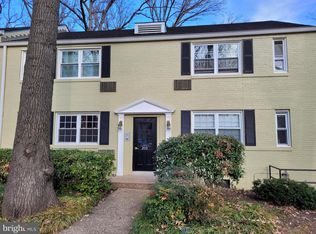 203 N Trenton St APT 1, Arlington, VA 22203