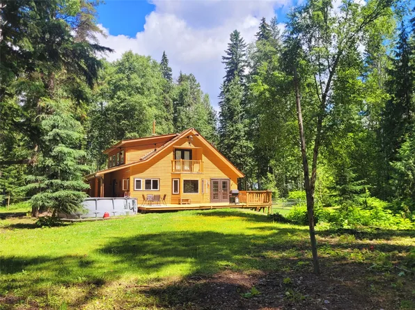 5289 Clearwater Valley Rd, Clearwater, BC V0E 1N1