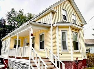 24 McKinley Ter, Lynn, MA 01902