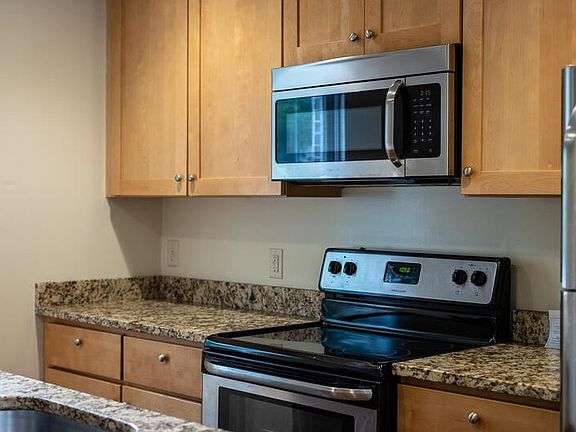 5th image of 1218 Mountain View Dr