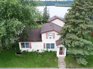 919 1st St, Hudson, WI 54016