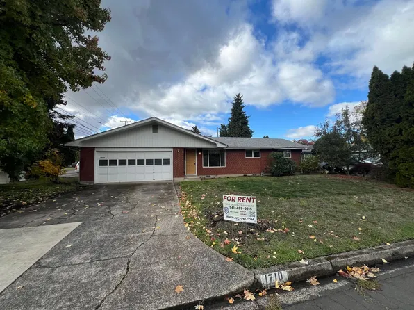 1710 Escalante St #90, Eugene, OR 97404