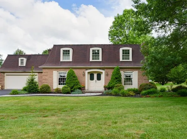 83 Frosty Hills Dr, Danville, PA 17821