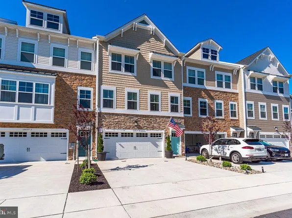 12437 Oak Leaf Ln #4, Berlin, MD 21811