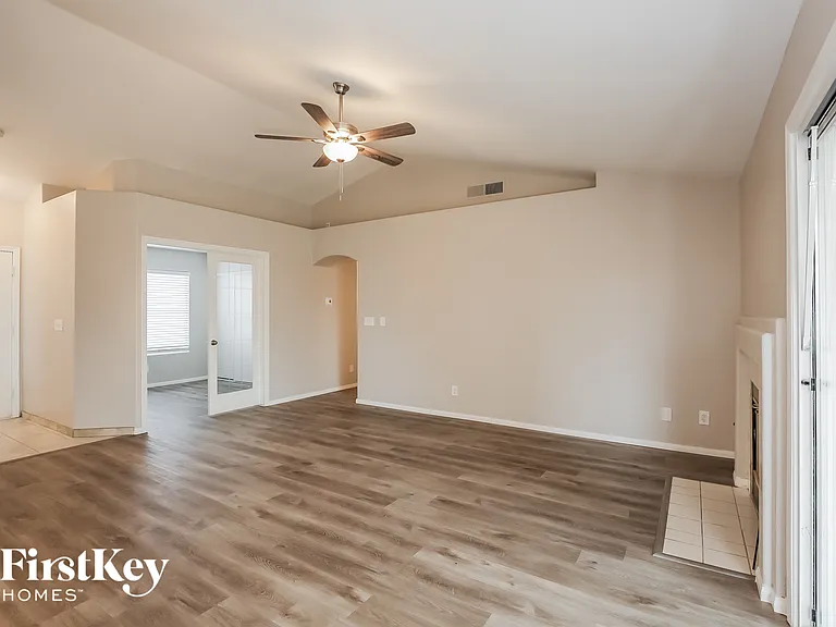 4217 Karma Dr — Photo 5