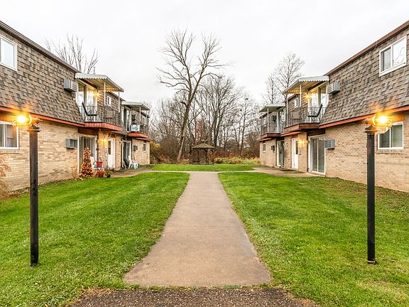 3rd image of 835 Constitution Ave APT 5