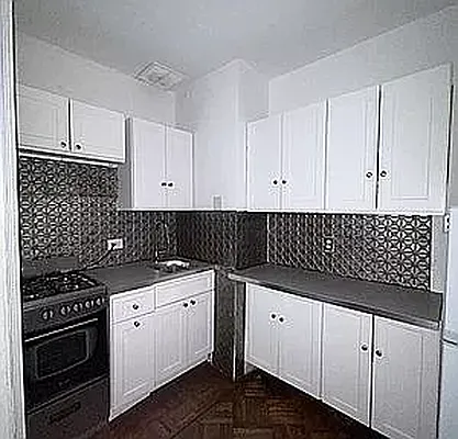 Rented by Tamara Cohen, LREB | media 4