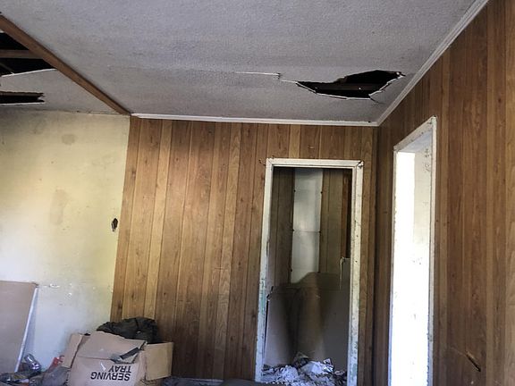3rd image of 1406 S Magnolia St