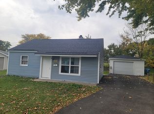 409 Dayward Ct, Aurora, IL 60505