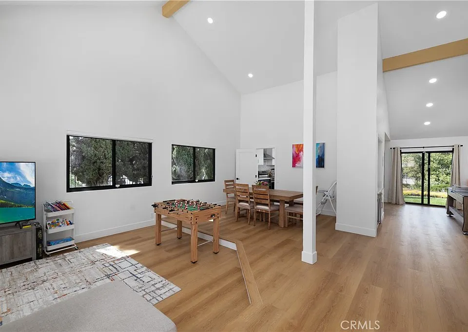 3310 Punta Del Este Dr