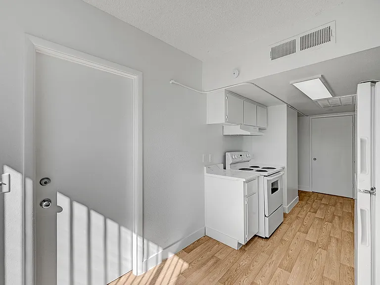 Viva Apartments — Photo 58