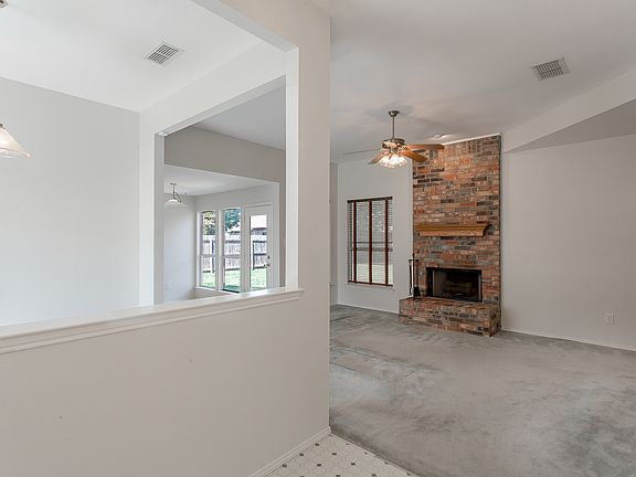 3rd image of 1809 Le Sage Ct