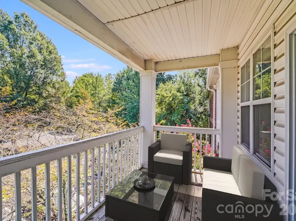 5601 Fairview Rd APT 10, Charlotte, NC 28209