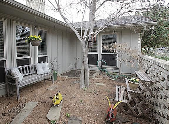 2nd image of 7341 Clearhaven Dr