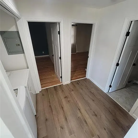 191 Shand Ave — Photo 3