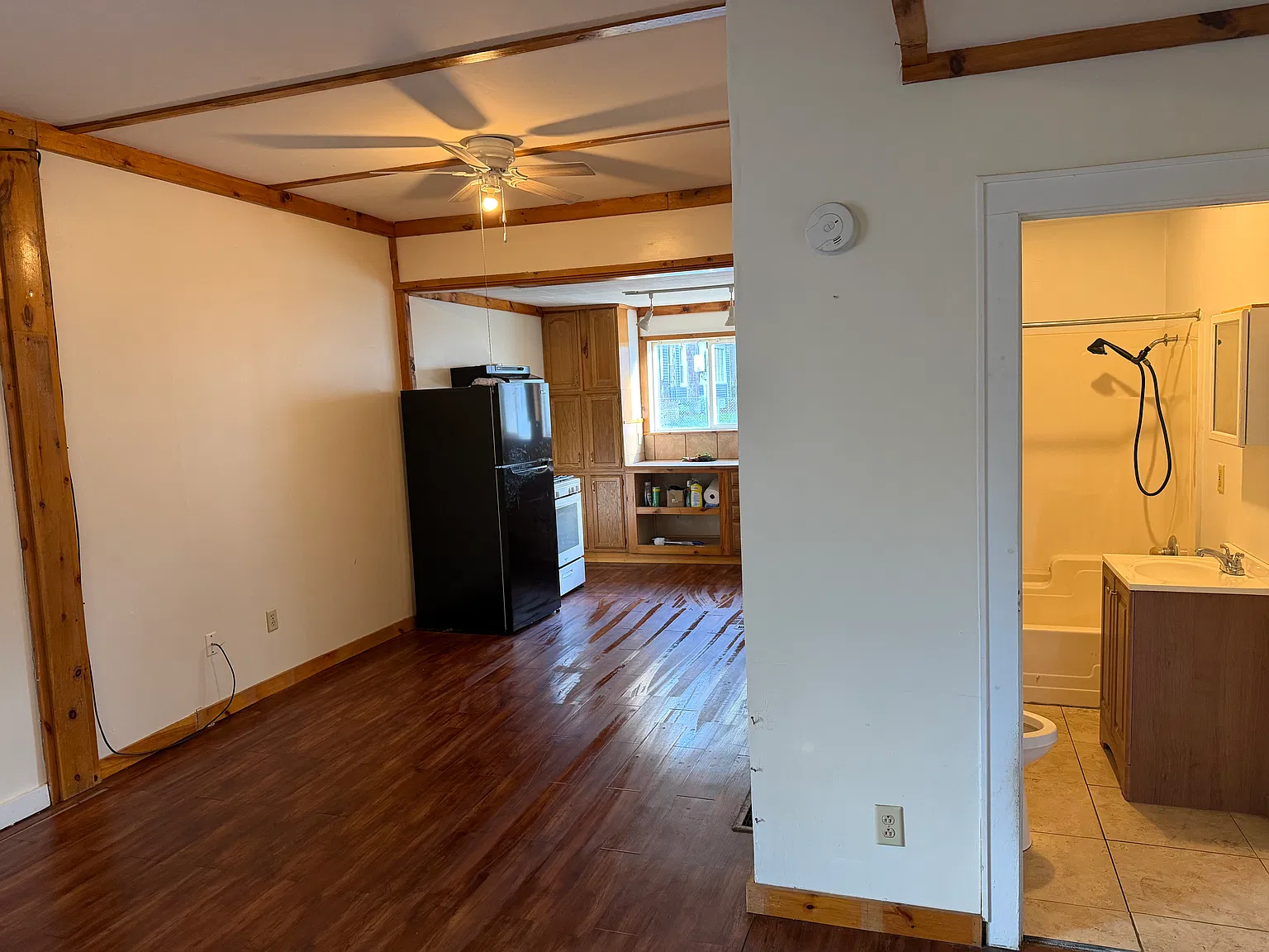 1 bed, $1,100 — Photo 2