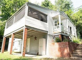 77 Rhododendron Dr, Brevard, NC 28712