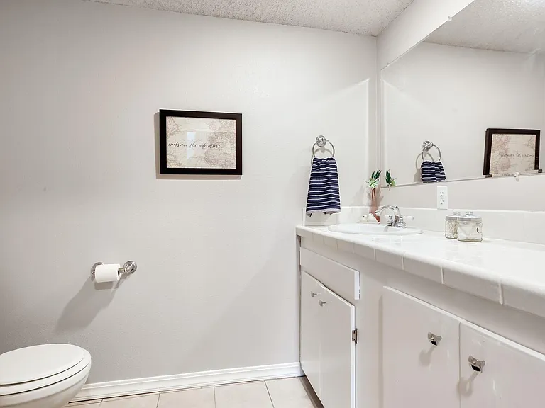1512 Dayton Ct NE — Photo 17