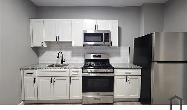 3 bed, 1400 sqft, $1,995 — Photo 2