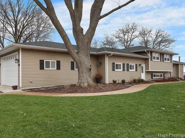 25744 W Lehmann Blvd, Lake Villa, IL 60046