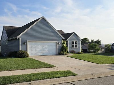 325 Kensington CIRCLE, Johnson Creek, WI, 53038