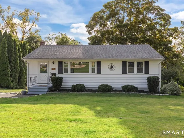 565 Pond Point Avenue, Milford, CT 06460