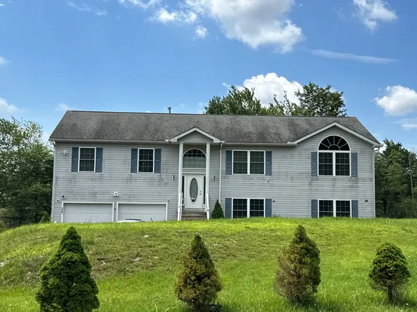 3815 Ash Dr, Long Pond, PA 18334