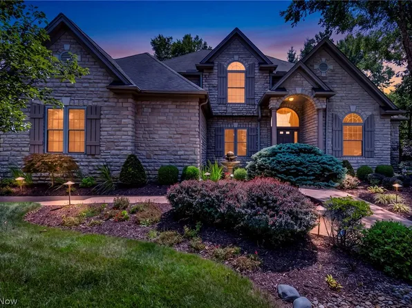 22131 Yarrow Trl, Strongsville, OH 44149