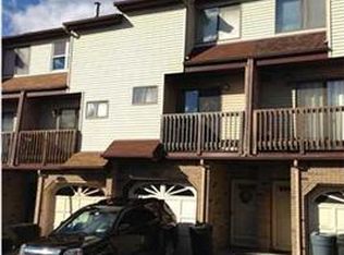 21 Eric Ln, Staten Island, NY 10308