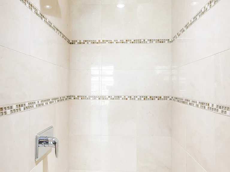 21 E Huron St #1207 — Photo 27