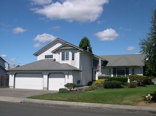 118 NE 135th St, Vancouver, WA 98685