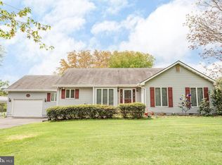 8734 Meetze Rd, Warrenton, VA 20187