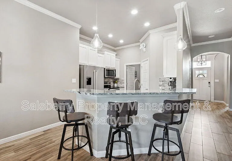 3310 Windcrest Dr — Photo 9