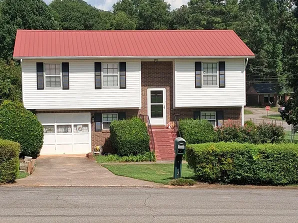 1306 Pointer Dr SW, Jacksonville, AL 36265