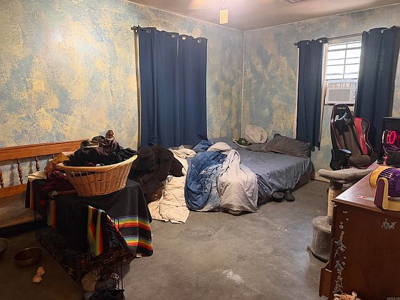 4th image of 199 Wildwood Ln