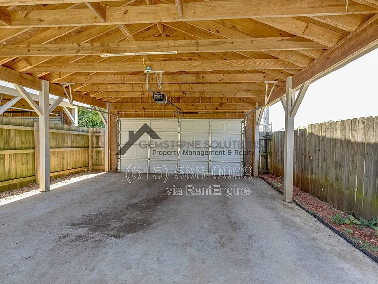 1917 Delta Ave — Photo 6