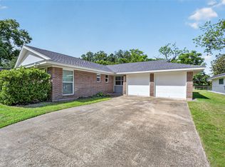 11226 Huggins Dr, Houston, TX 77035