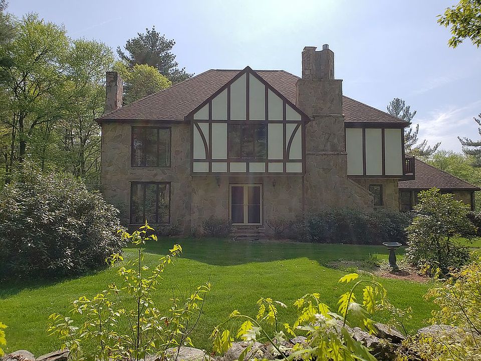 1st image of 23 Carr Rd