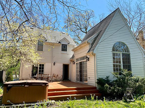 2nd image of 6588 N Waukesha Ave