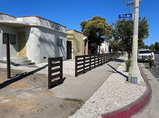 2827 Obama Blvd, Los Angeles, CA 90018