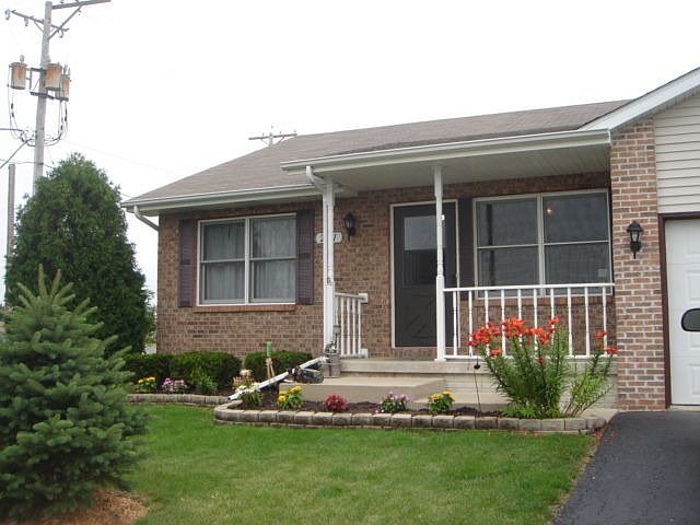 Inviting Front Entry