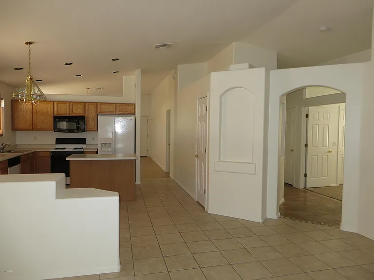 570 W Faith Dawn Ct — Photo 5