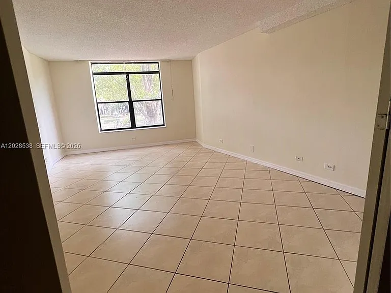 3760 Inverrary Dr #2A — Photo 10