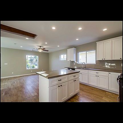 4th image of 3292 J St