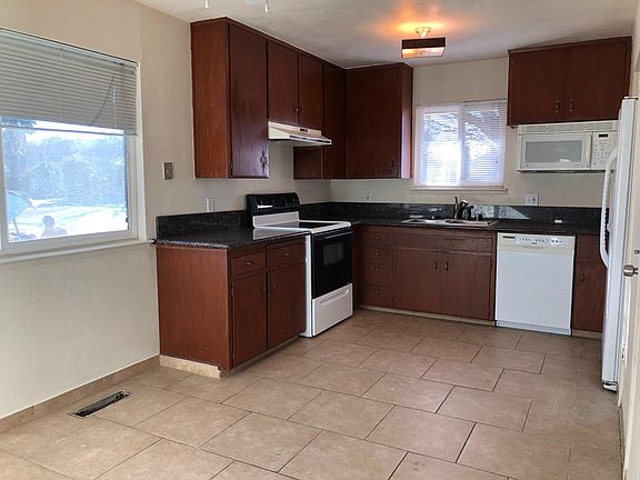 5th image of 7951 Dana Butte Way